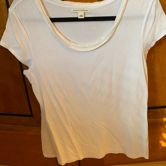 Banana Republic scoop tee size L - Picture 4 of 5